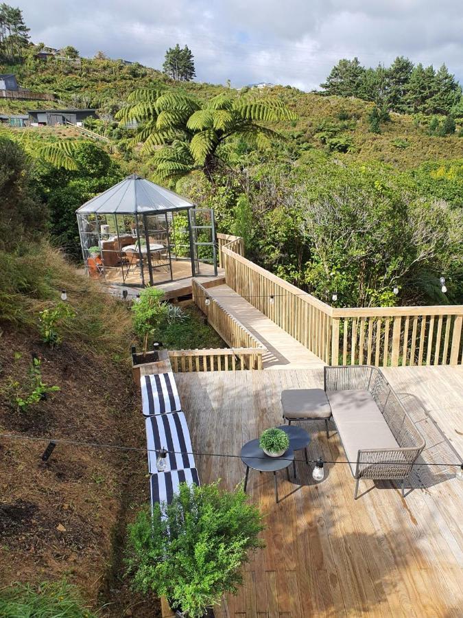 Tiny House With Greenhouse Dining Lower Hutt Eksteriør billede